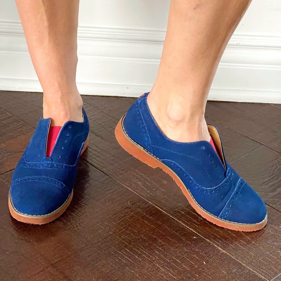 TOMMY HILFIGER Navy Blue Oxfords - Picture 13 of 13